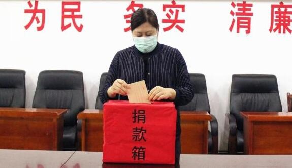 “这一年，致敬一起“拼”过的人们！”